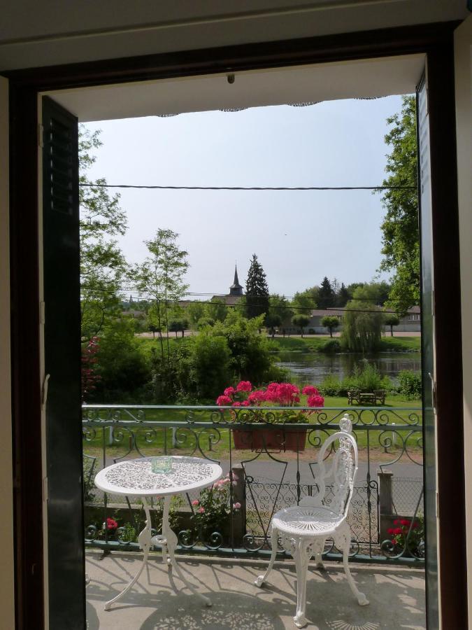 Willa La Garenne Exideuil-sur-Vienne Zewnętrze zdjęcie